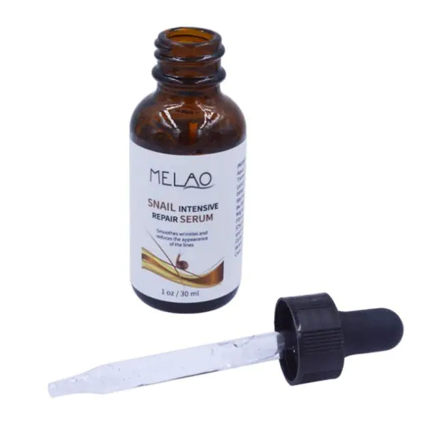 Snail Essence Serum for Hydration and Skin Nourishment